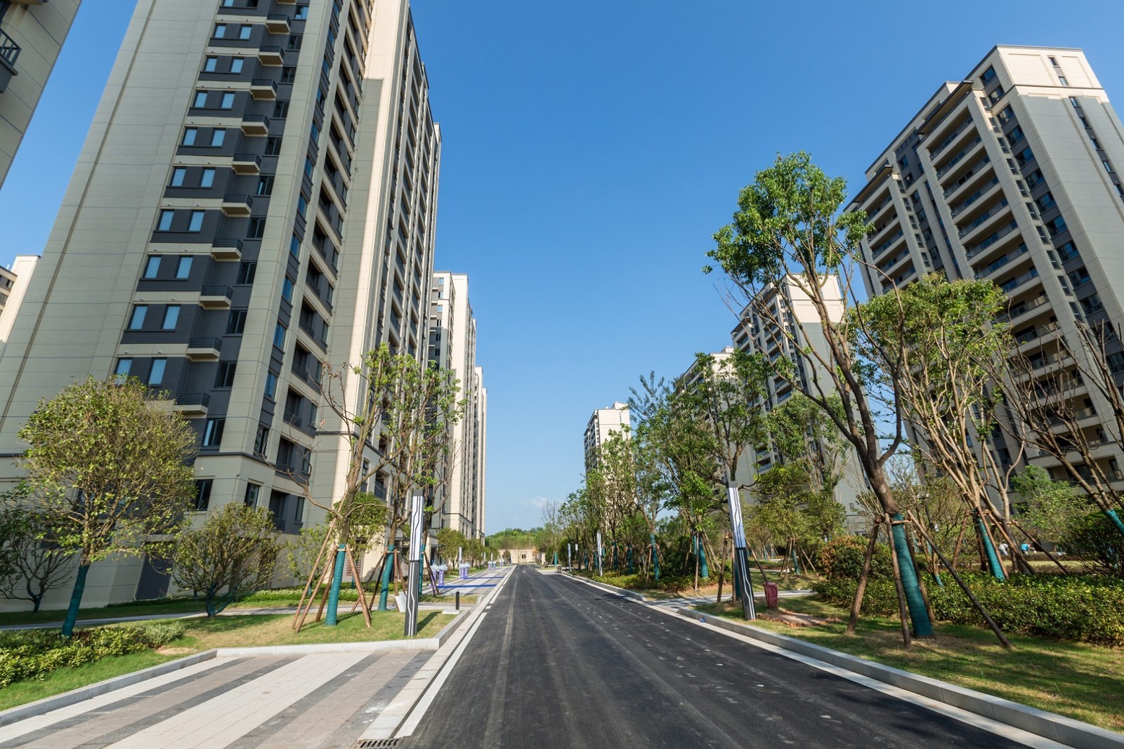 0c1dd9cb0b5328e7b20c27d5df4b3417.jpg 城市道路工程.jpg